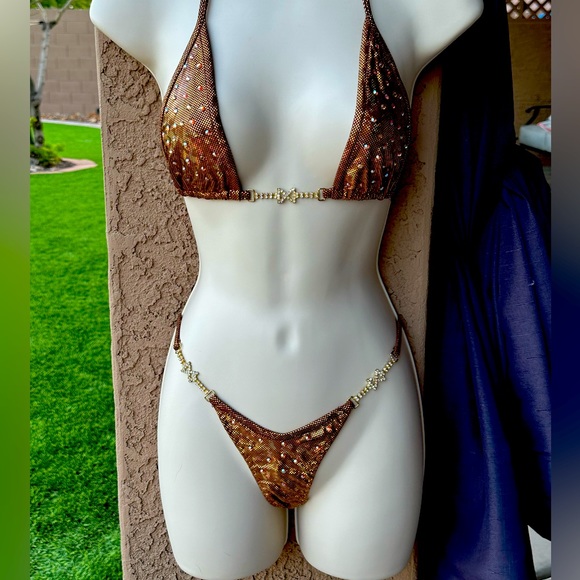 NWOT WaterBabies Competition Bikini